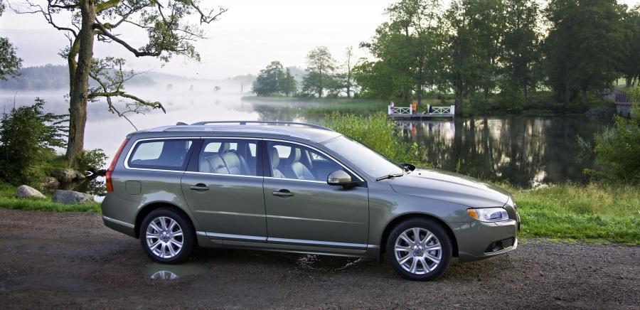  Volvo V70 2010 года  (фото 56 из 62)